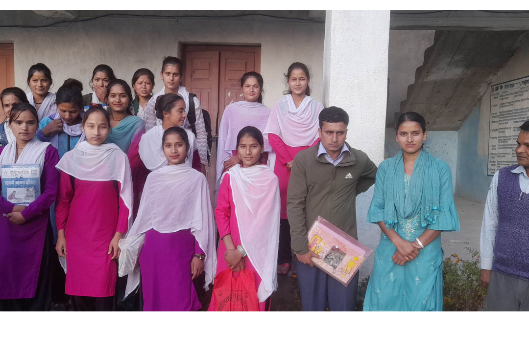 बालविवाह रोक्दै, सक्षम बन्दै बैतडीका किशोरकिशोरी